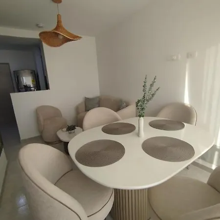 Mar, Brisa Y Lujo En Apartamento *